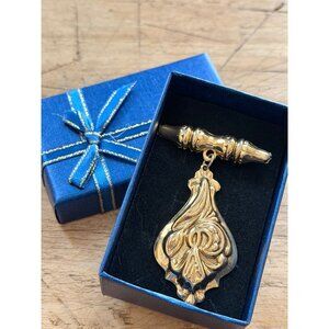 Antique Gold-Toned Fob Brooch With Ornate Scroll Design